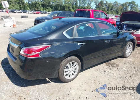 2015 Nissan Altima 2.5/S/Sv/Sl из США, поврежденный, VIN 1N4AL3AP3FC153610